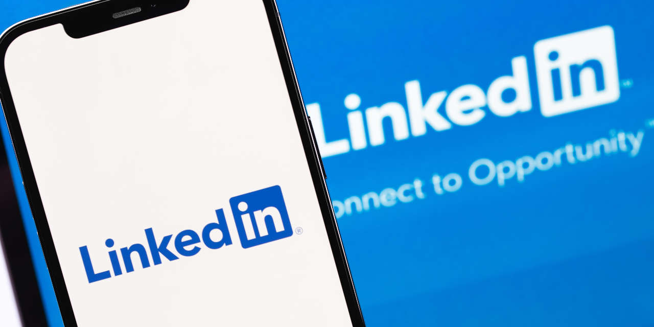 Stop Treating Your LinkedIn Company Page Like a Digital Brochure